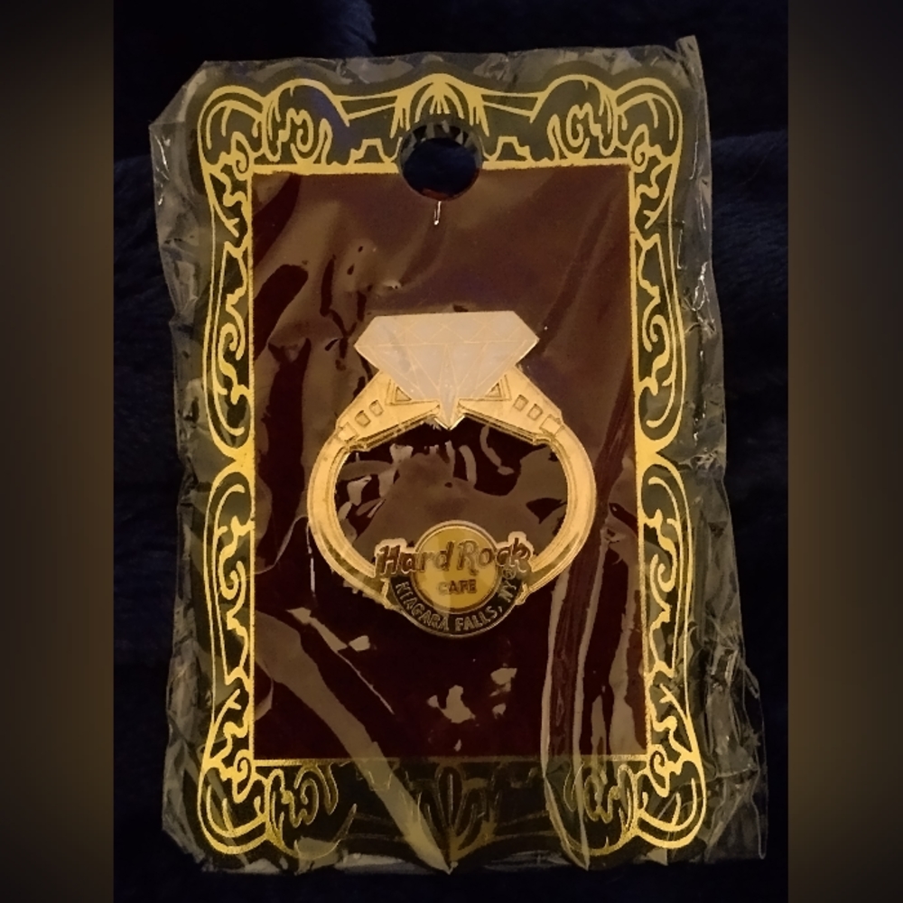 Rare Hard Rock Cafe Diamond Wedding Ring Niagara Falls Pin